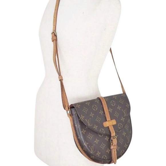 Louis Vuitton Handbags - Louis Vuitton Chantilly MM Crossbody Purse
